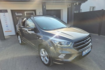 Świeżo sprowadzony/ Zarejestrowany/ Ubezpieczony.