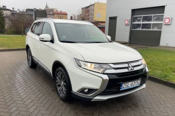 Sprowadzony/ Cena za auto już zarejestrowane w Polsce.